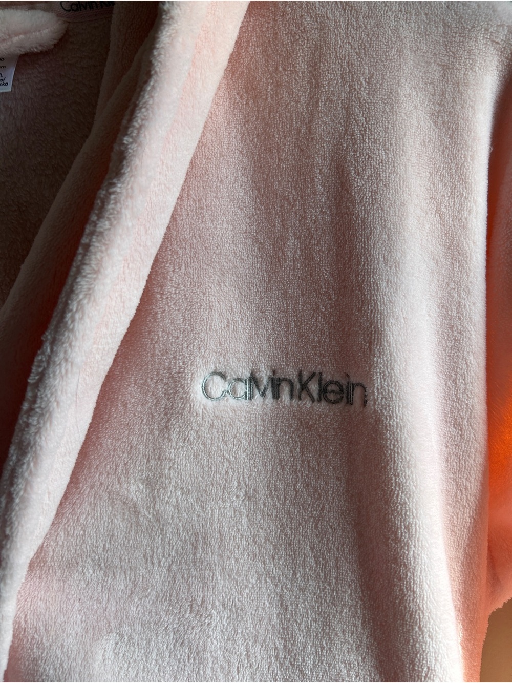 Calvin Klein Plush Robe, Pink Medium - Picture 10 of 10